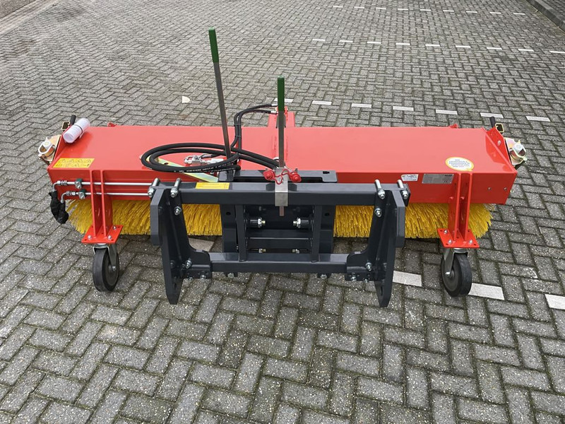ADLER K600-240 Veegmachine - Véhicule de voirie/ Spécial: photos 4 ADLER K600-240 Veegmachine - Véhicule de voirie/ Spécial: photos 4