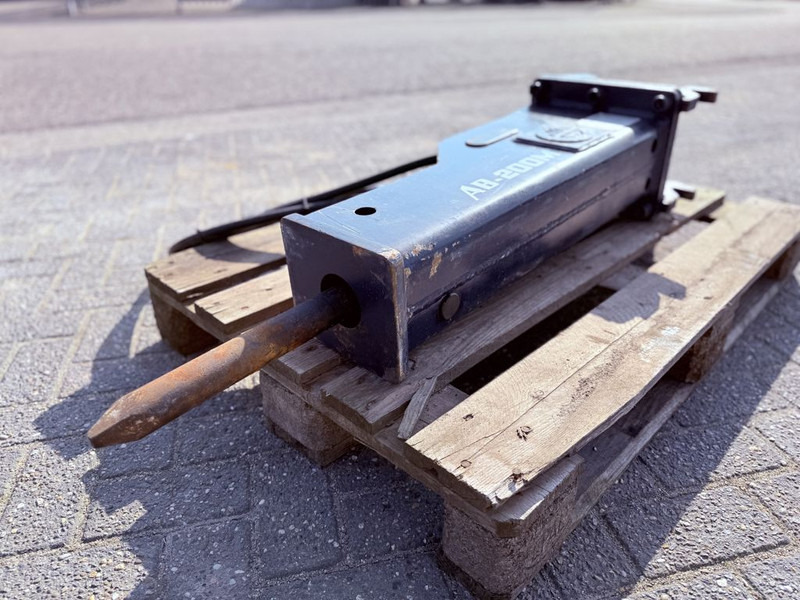 Eurograb SH 200 M  Sloophamer 1500 / 3000 kg - Mini pelle: photos 4 Eurograb SH 200 M  Sloophamer 1500 / 3000 kg - Mini pelle: photos 4