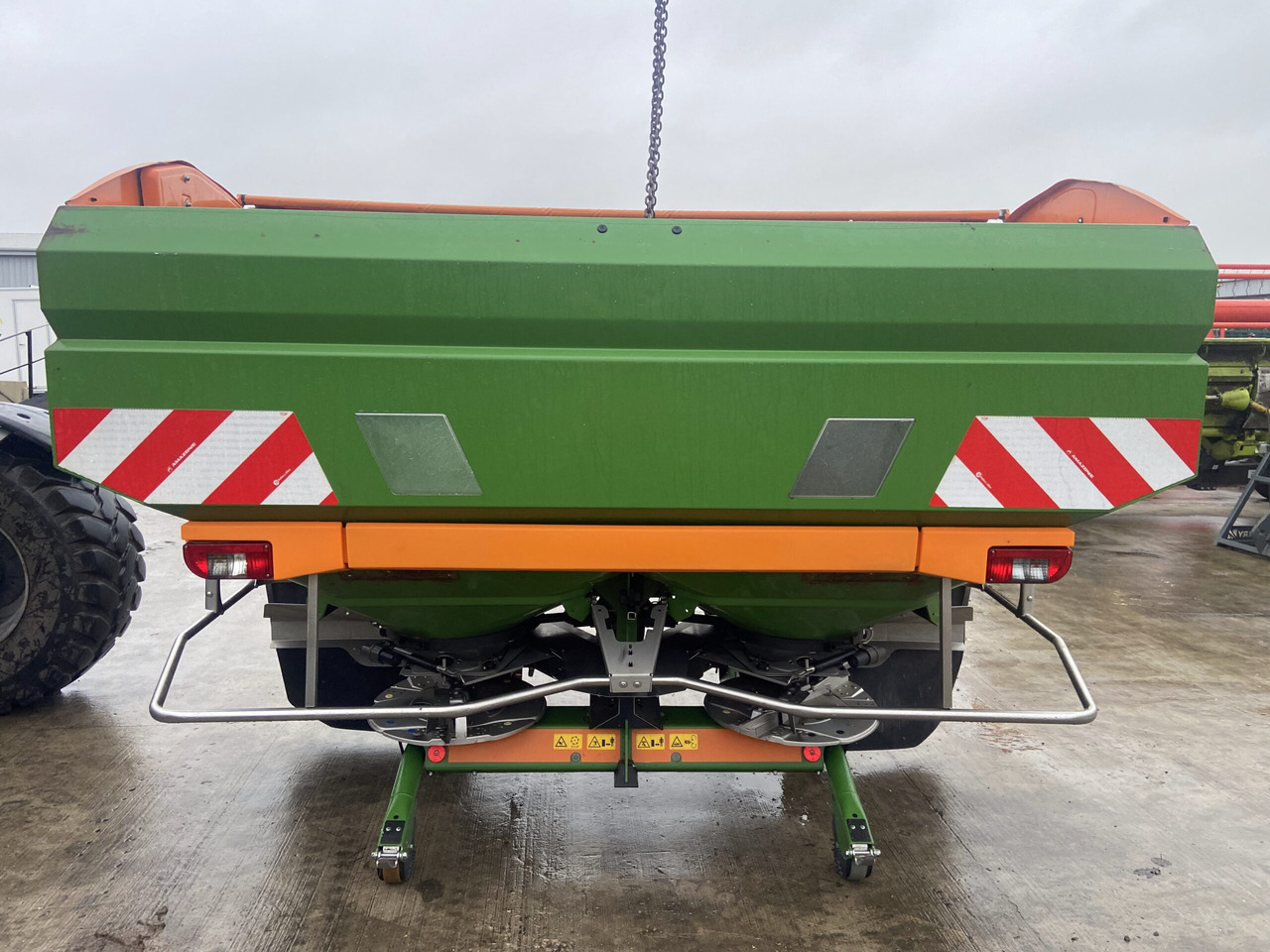 Amazone ZA-TS4200 - Distributeur d'engrais: photos 1 Amazone ZA-TS4200 - Distributeur d'engrais: photos 1