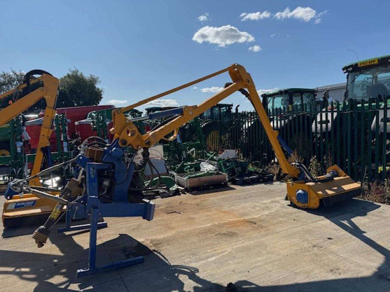 Bomford Turner Kestrel 5.7 Evo S - Epareuse: photos 1 Bomford Turner Kestrel 5.7 Evo S - Epareuse: photos 1