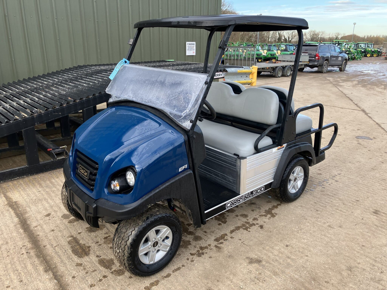 Club Car Carryall 300 w/ 4 Seat Conversion - Quadricycle: photos 1 Club Car Carryall 300 w/ 4 Seat Conversion - Quadricycle: photos 1
