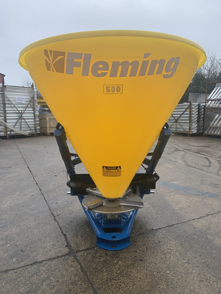 Fleming FS500P fertiliser spreader - Distributeur d'engrais: photos 1 Fleming FS500P fertiliser spreader - Distributeur d'engrais: photos 1