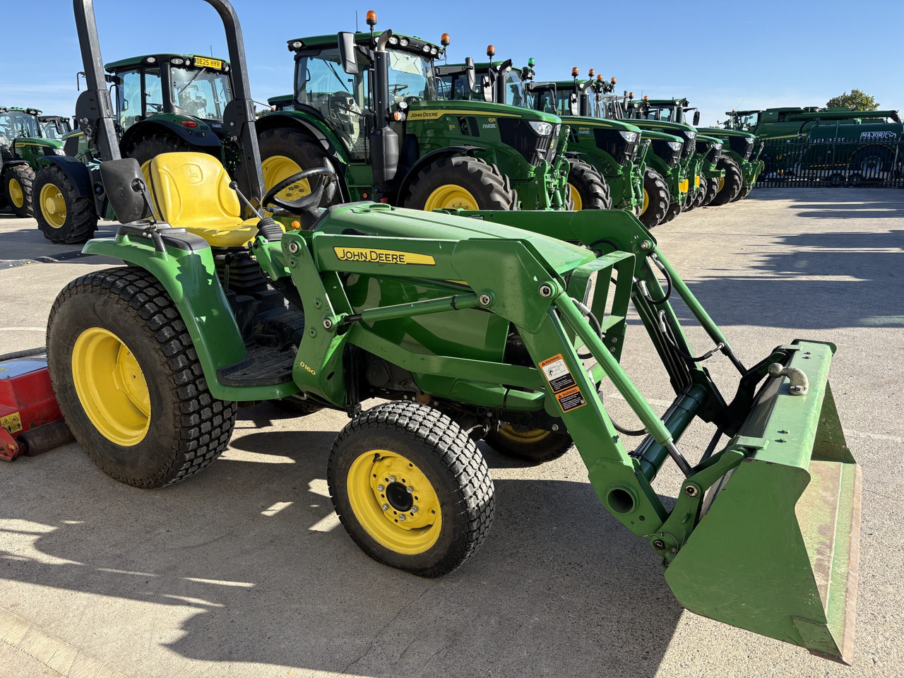 John Deere 3036E compact tractor with Loader - Micro tracteur: photos 3 John Deere 3036E compact tractor with Loader - Micro tracteur: photos 3