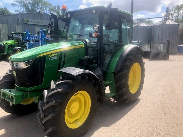John Deere 5100M - Tracteur agricole: photos 2 John Deere 5100M - Tracteur agricole: photos 2