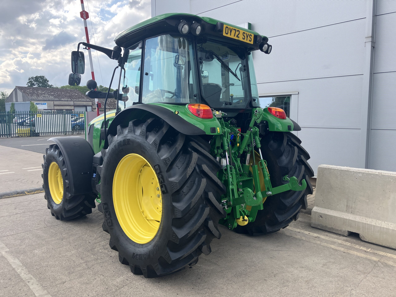 John Deere 5115M - Tracteur agricole: photos 3 John Deere 5115M - Tracteur agricole: photos 3