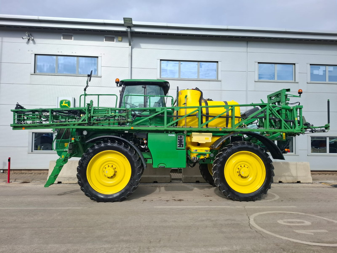 John Deere 5430 - Pulvérisateur: photos 2 John Deere 5430 - Pulvérisateur: photos 2