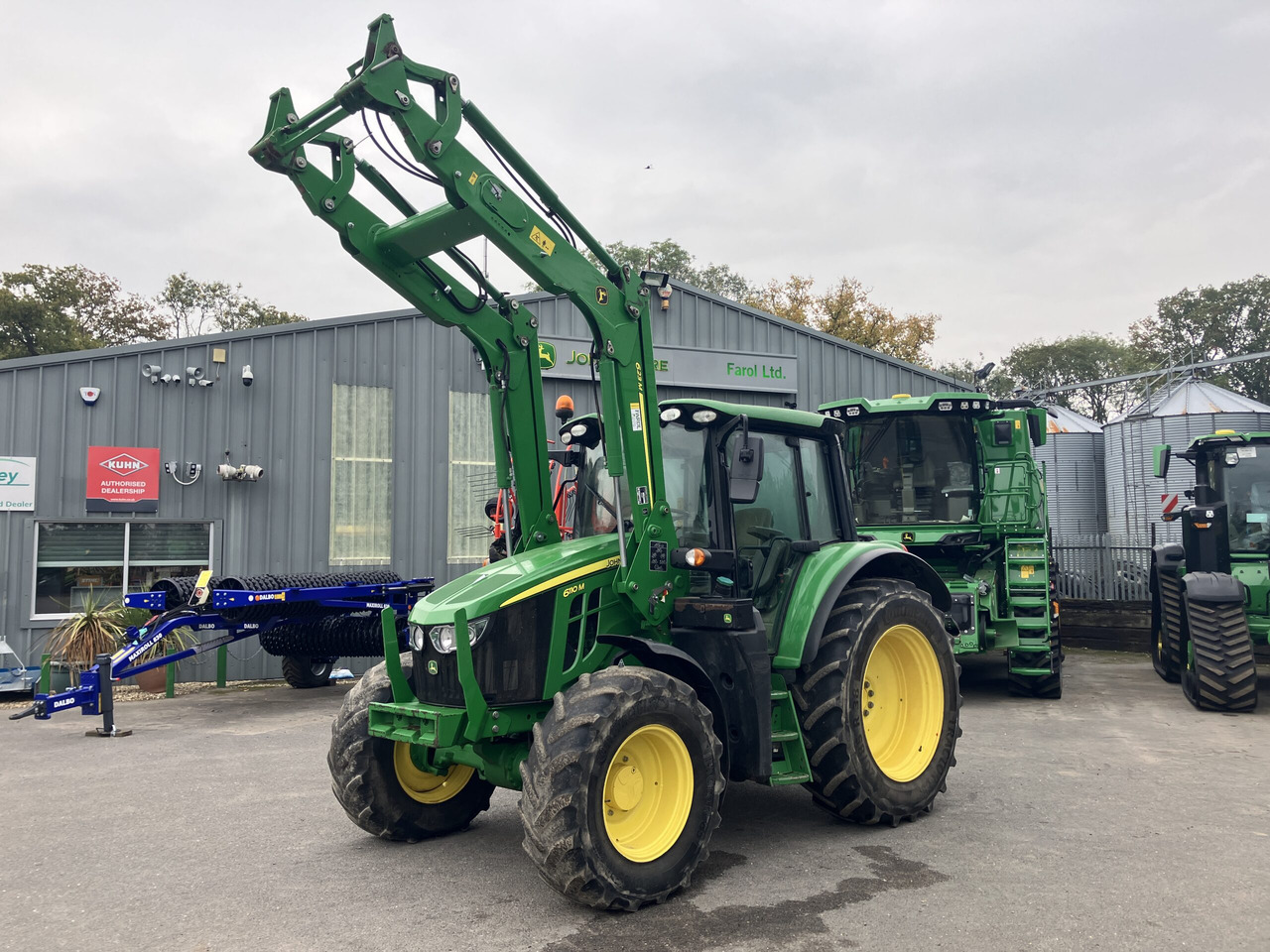 John Deere 6110M - Tracteur agricole: photos 1 John Deere 6110M - Tracteur agricole: photos 1
