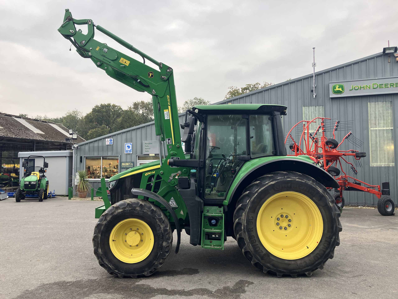 John Deere 6110M - Tracteur agricole: photos 2 John Deere 6110M - Tracteur agricole: photos 2