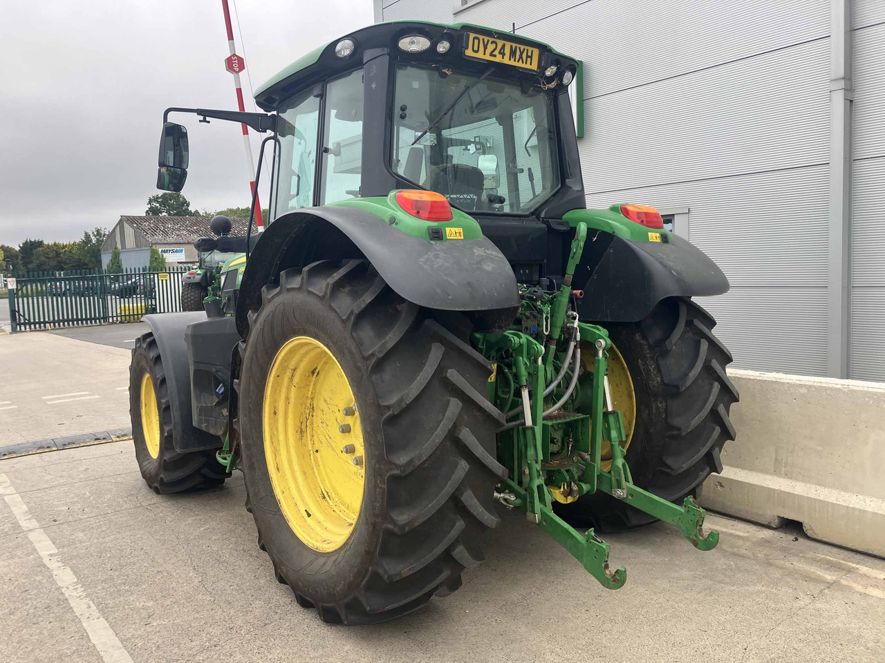 John Deere 6140M - Tracteur agricole: photos 3 John Deere 6140M - Tracteur agricole: photos 3
