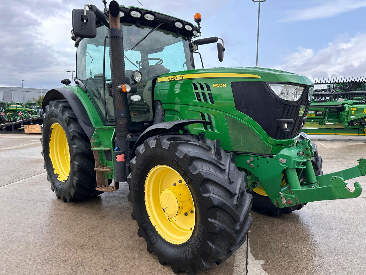 John Deere 6150R - Tracteur agricole: photos 1 John Deere 6150R - Tracteur agricole: photos 1