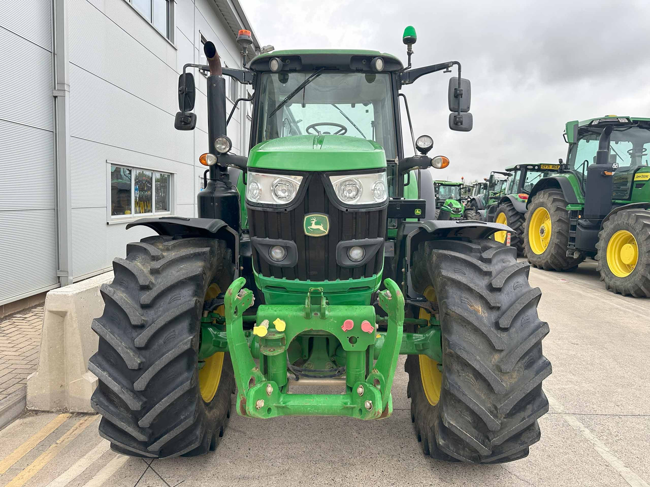 John Deere 6155M - Tracteur agricole: photos 2 John Deere 6155M - Tracteur agricole: photos 2
