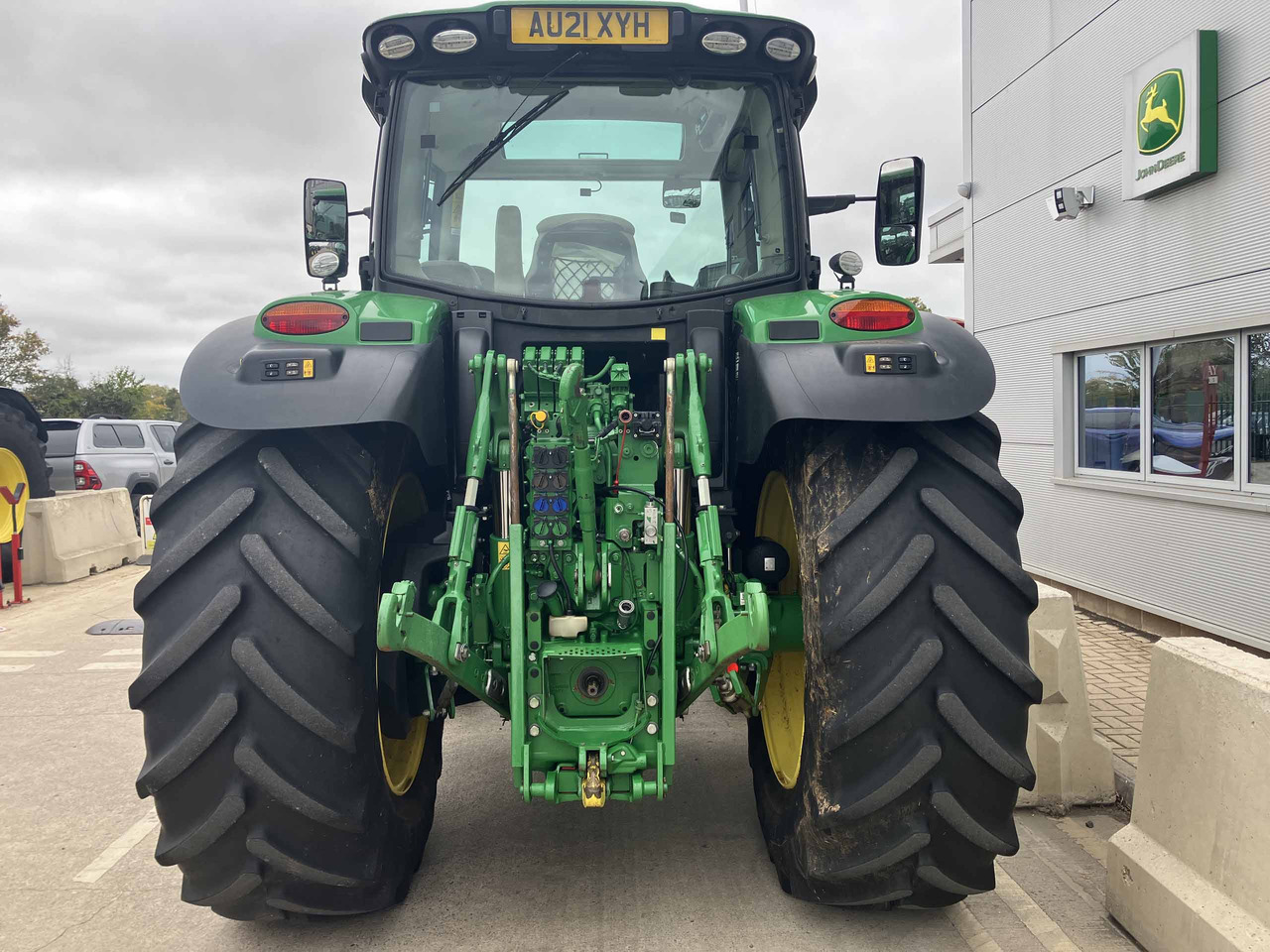 John Deere 6155R - Tracteur agricole: photos 4 John Deere 6155R - Tracteur agricole: photos 4
