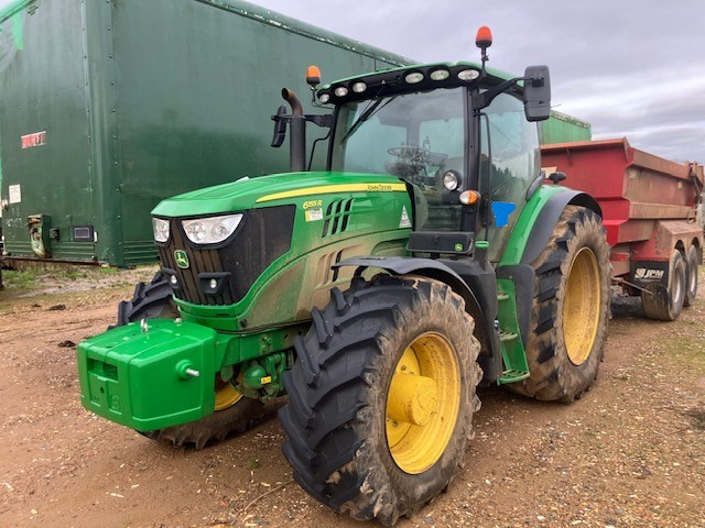 John Deere 6155R - Tracteur agricole: photos 1 John Deere 6155R - Tracteur agricole: photos 1