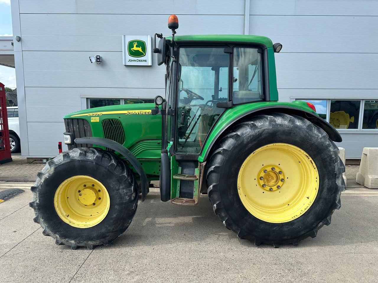 John Deere 6420S - Tracteur agricole: photos 2 John Deere 6420S - Tracteur agricole: photos 2