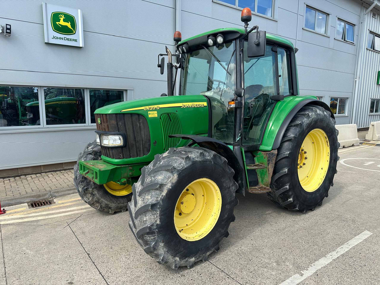 John Deere 6420S - Tracteur agricole: photos 1 John Deere 6420S - Tracteur agricole: photos 1