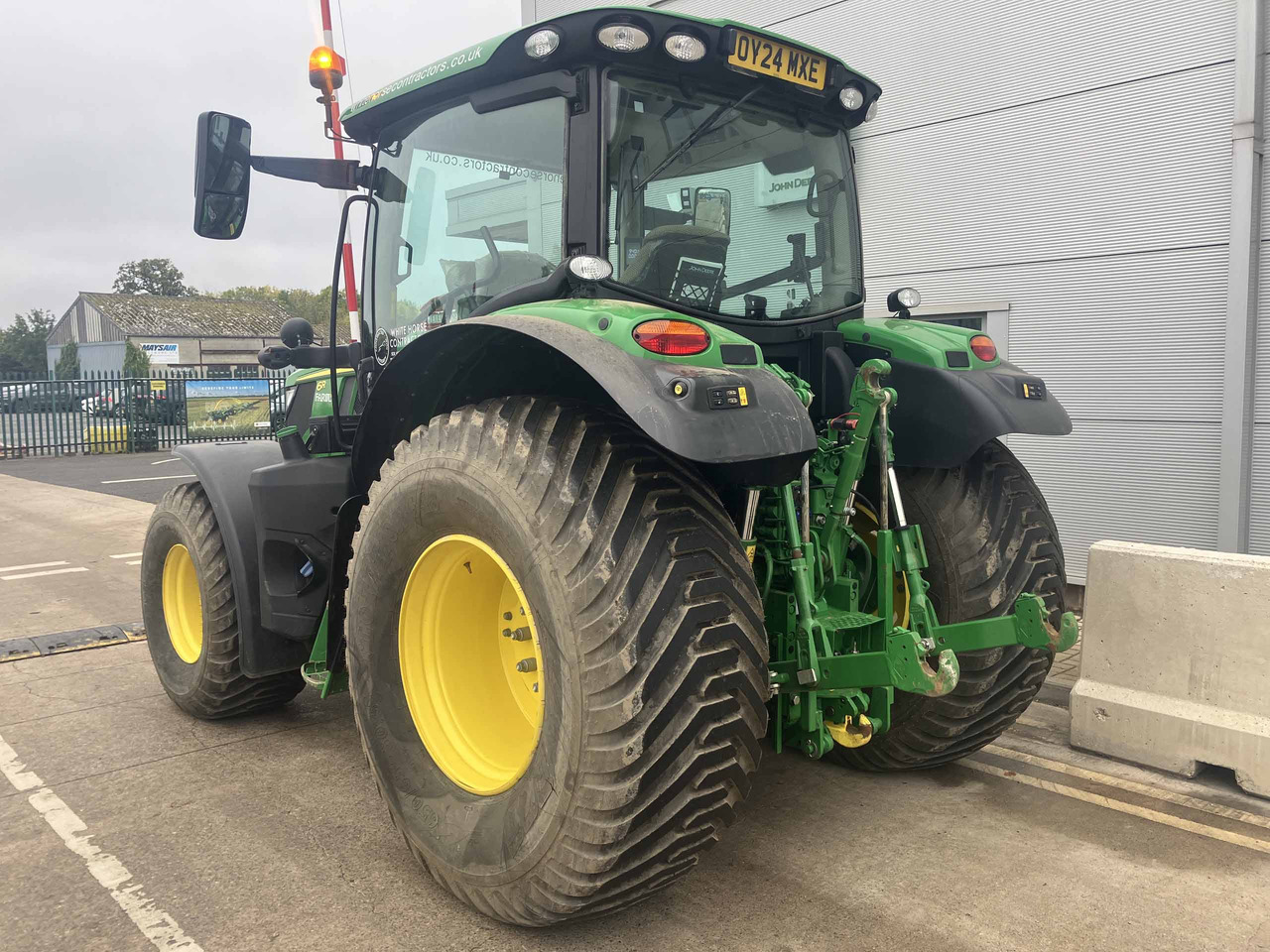 John Deere 6R 130 - Tracteur agricole: photos 3 John Deere 6R 130 - Tracteur agricole: photos 3