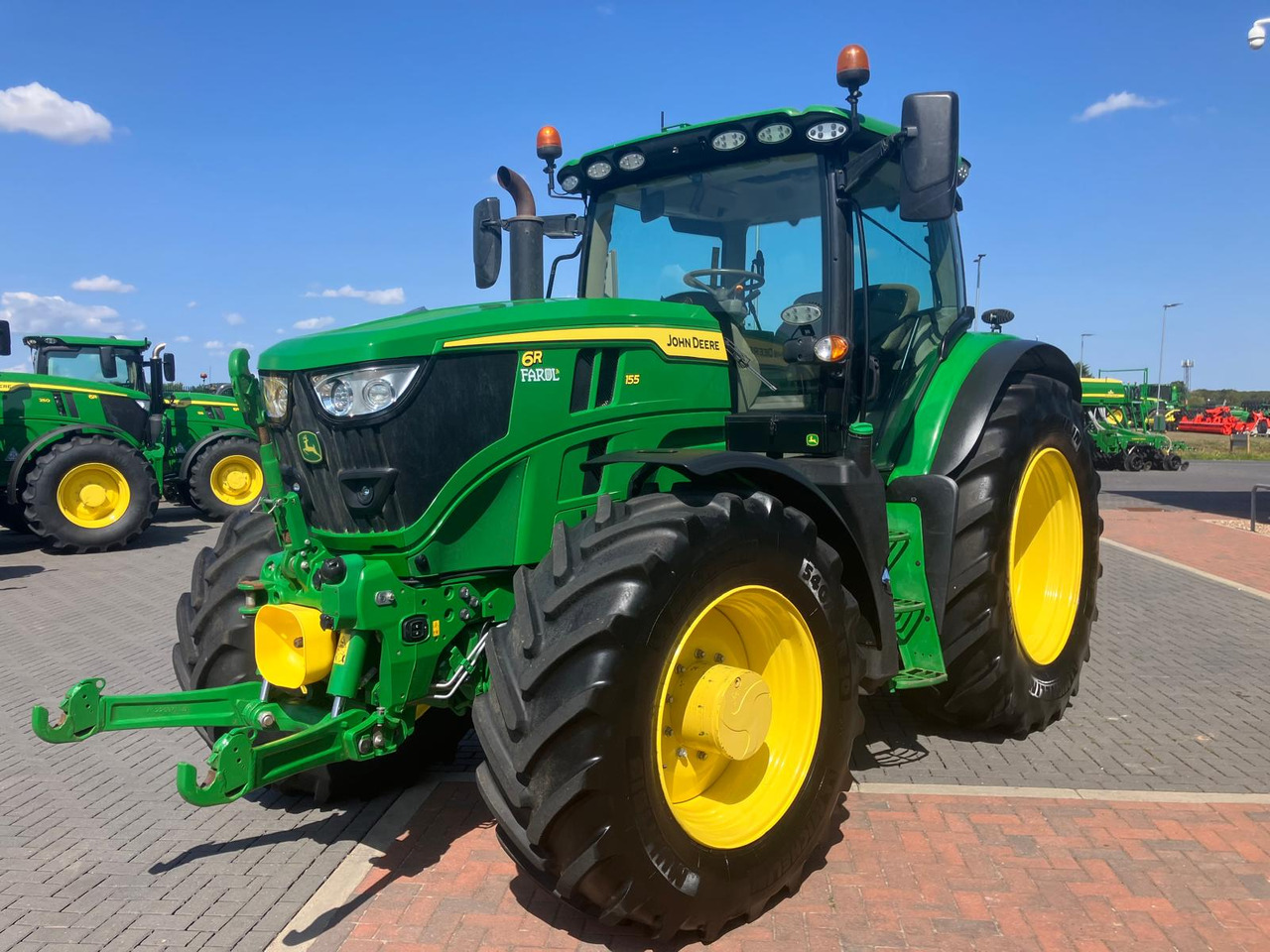 John Deere 6R 155 - Tracteur agricole: photos 1 John Deere 6R 155 - Tracteur agricole: photos 1