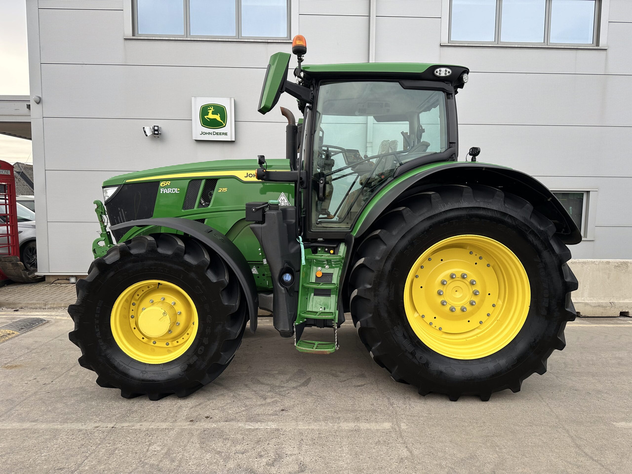 John Deere 6R 215 - Tracteur agricole: photos 2 John Deere 6R 215 - Tracteur agricole: photos 2
