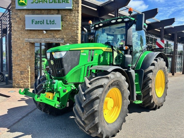 John Deere 6R 250 - Tracteur agricole: photos 1 John Deere 6R 250 - Tracteur agricole: photos 1