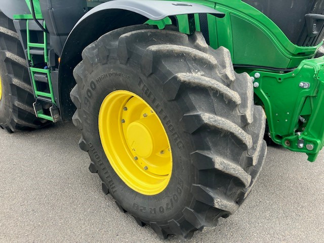 John Deere 6R250 - Tracteur agricole: photos 2 John Deere 6R250 - Tracteur agricole: photos 2