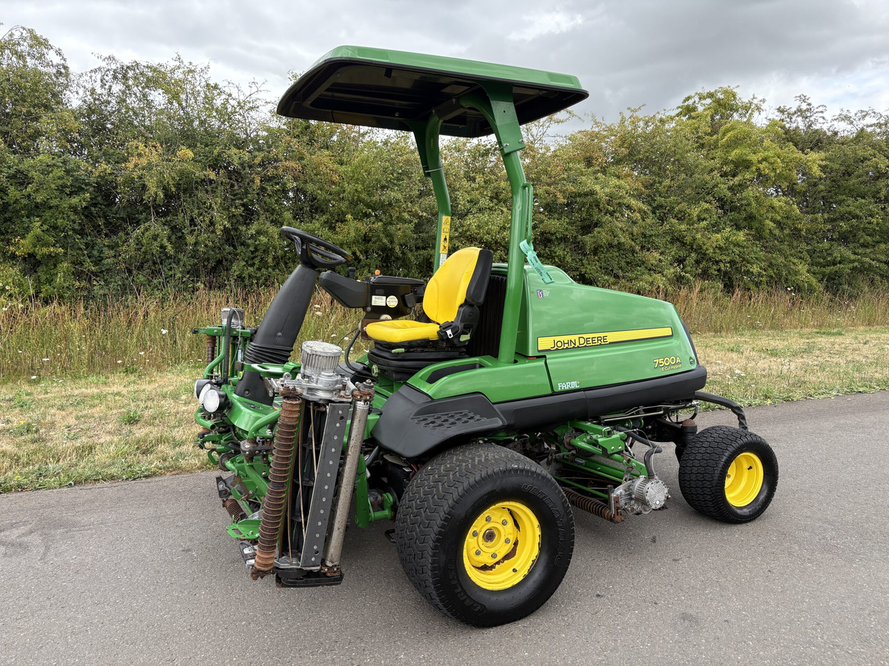 John Deere 7500AE Fairway Mower - Motofaucheuse: photos 1 John Deere 7500AE Fairway Mower - Motofaucheuse: photos 1