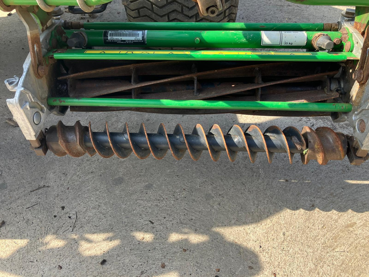 John Deere 7500AE fairway mower - Motofaucheuse: photos 5 John Deere 7500AE fairway mower - Motofaucheuse: photos 5