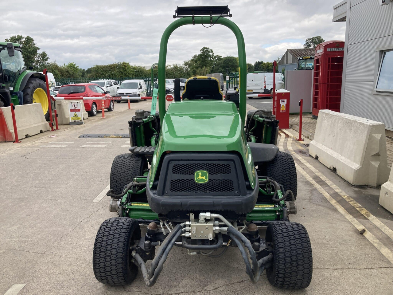 John Deere 7500AE light weight fairway mower - Motofaucheuse: photos 4 John Deere 7500AE light weight fairway mower - Motofaucheuse: photos 4