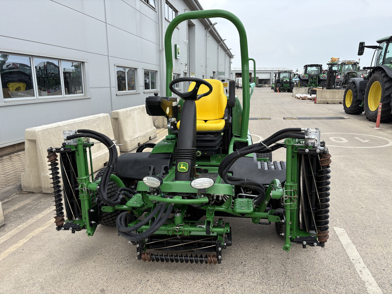 John Deere 7700A Fairway Mower - Motofaucheuse: photos 2 John Deere 7700A Fairway Mower - Motofaucheuse: photos 2