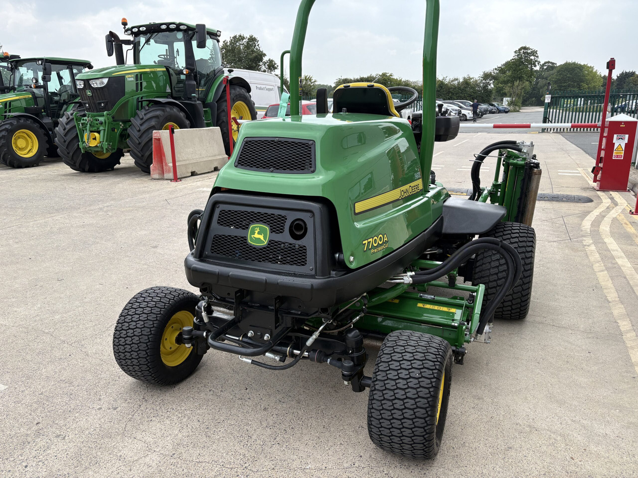John Deere 7700A Fairway Mower - Motofaucheuse: photos 4 John Deere 7700A Fairway Mower - Motofaucheuse: photos 4