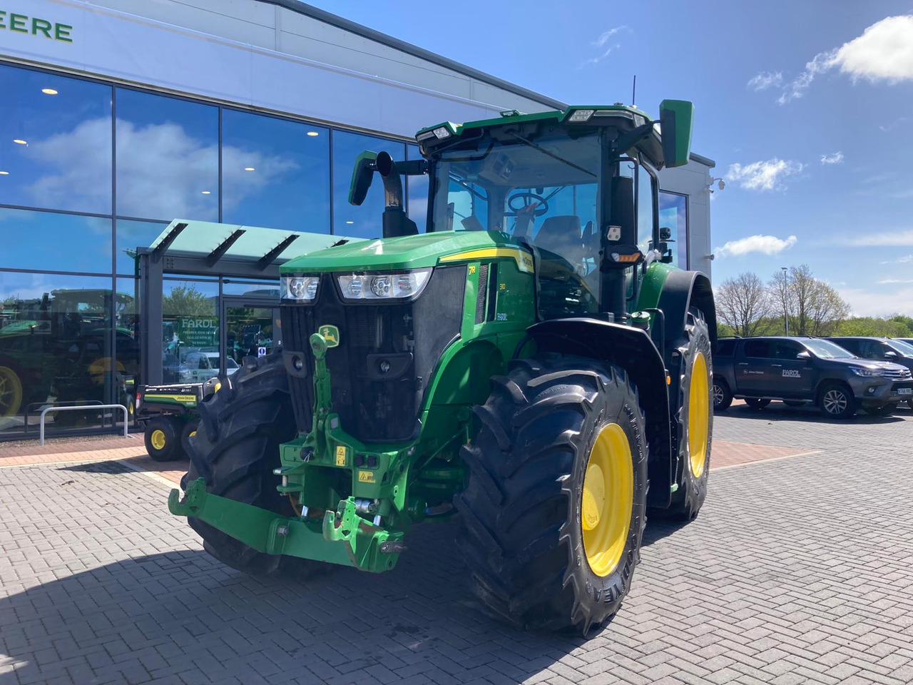 John Deere 7R 310 - Tracteur agricole: photos 1 John Deere 7R 310 - Tracteur agricole: photos 1