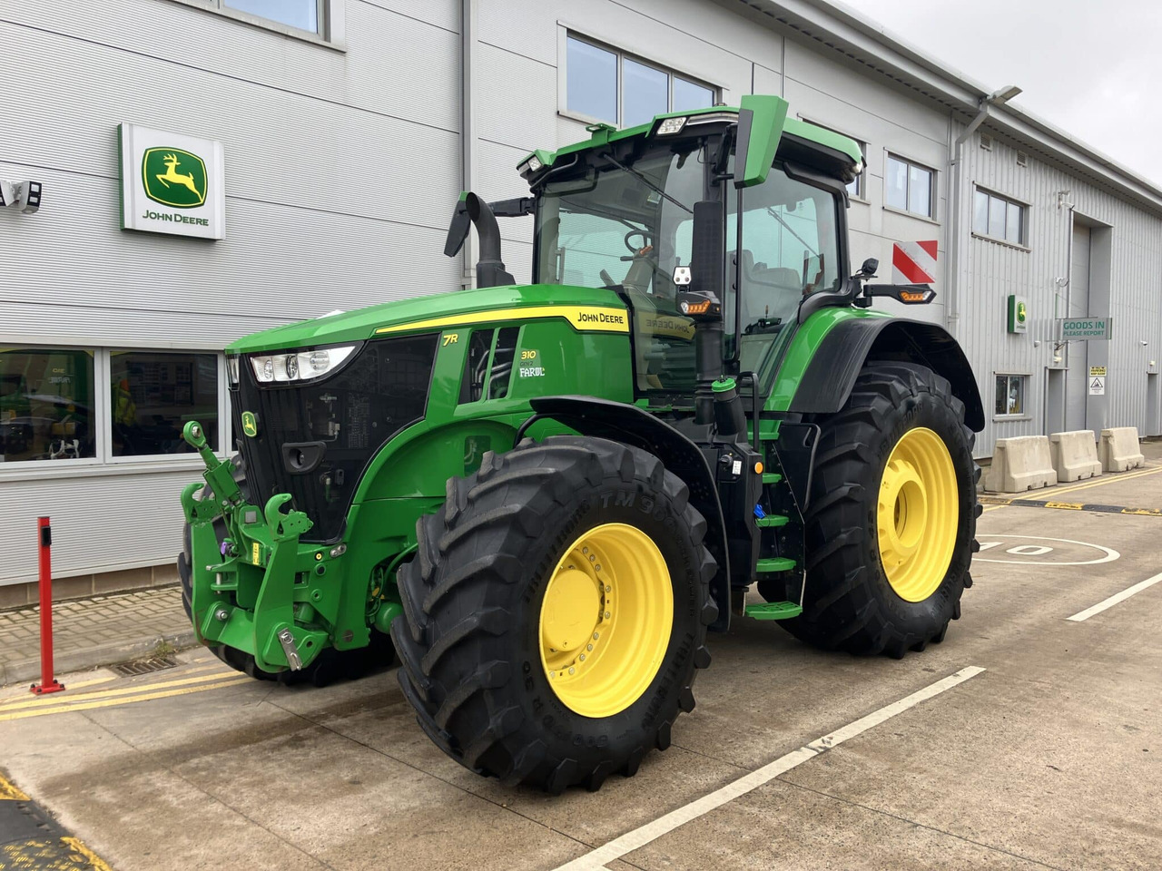 John Deere 7R 310 - Tracteur agricole: photos 1 John Deere 7R 310 - Tracteur agricole: photos 1