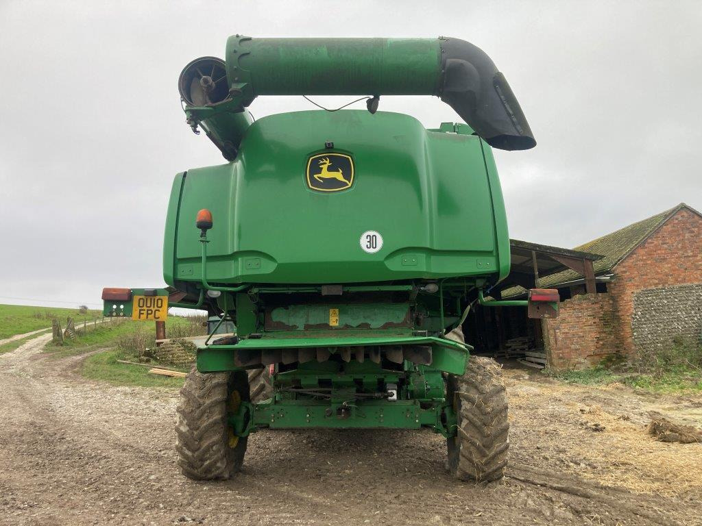 John Deere S690i HM - Moissonneuse-batteuse: photos 4 John Deere S690i HM - Moissonneuse-batteuse: photos 4