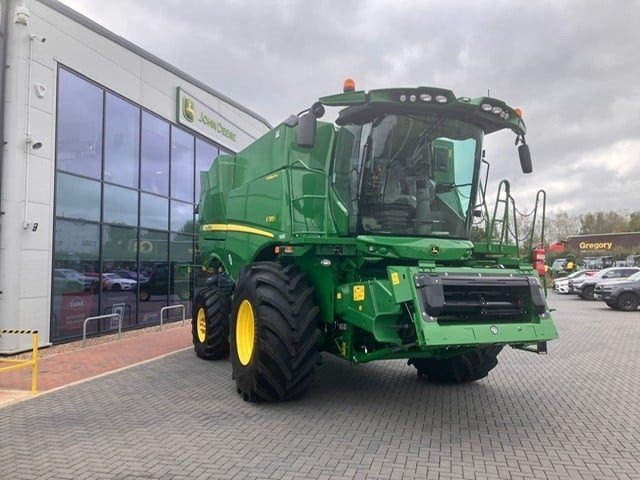 John Deere S785 HM - Moissonneuse-batteuse: photos 2 John Deere S785 HM - Moissonneuse-batteuse: photos 2