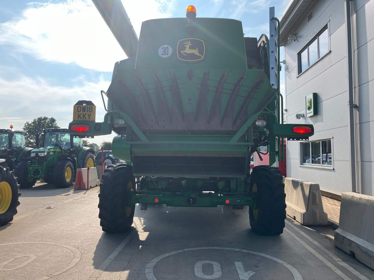 John Deere T560i HM - Moissonneuse-batteuse: photos 4 John Deere T560i HM - Moissonneuse-batteuse: photos 4