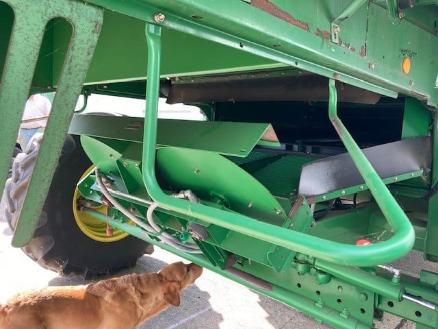 Moissonneuse-batteuse John Deere T670: photos 10