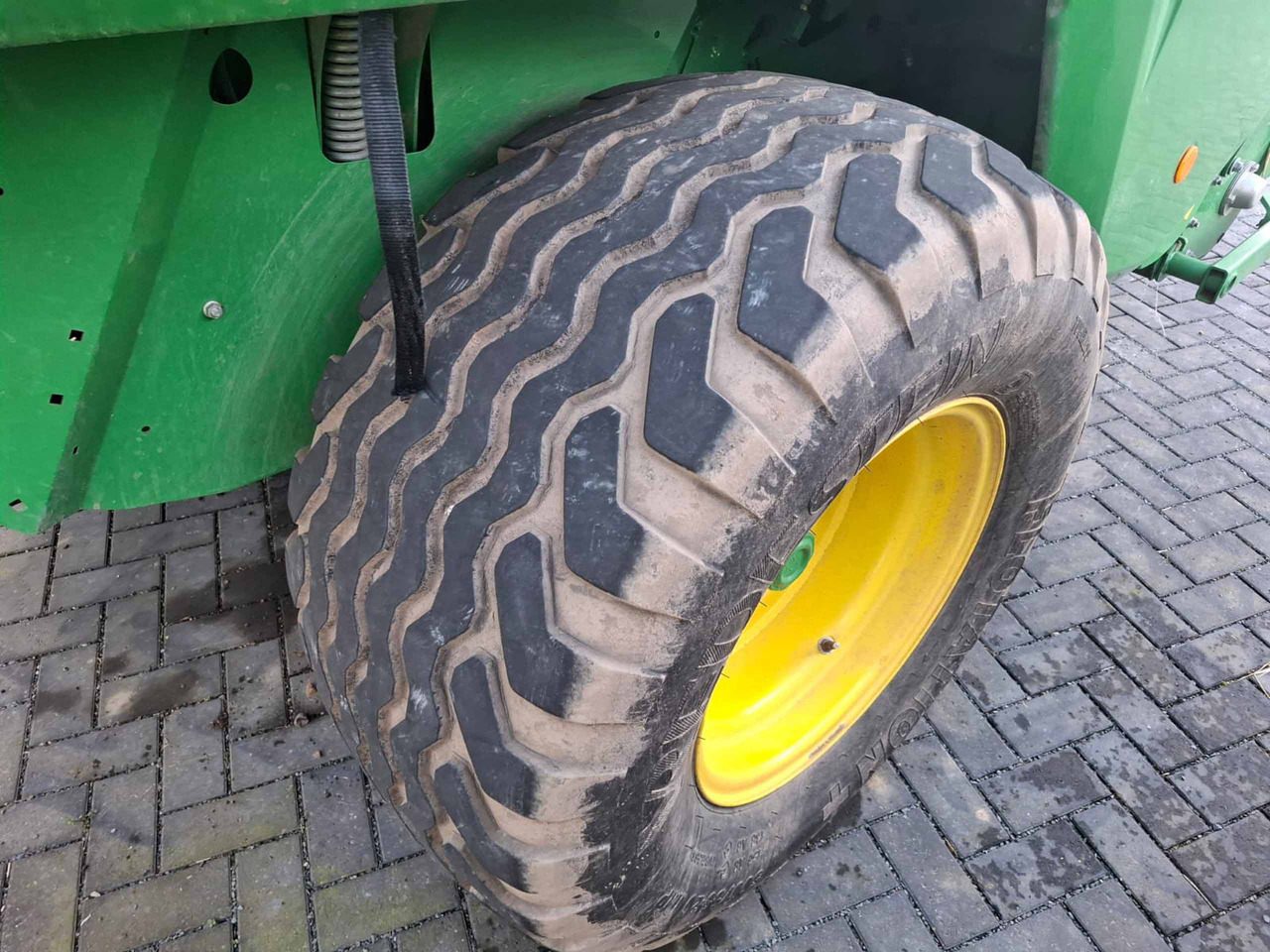 John Deere V451R - Matériel de fenaison: photos 5 John Deere V451R - Matériel de fenaison: photos 5