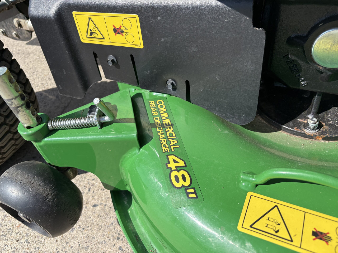 John Deere X950R Cut & Collect mower - Motofaucheuse: photos 5 John Deere X950R Cut & Collect mower - Motofaucheuse: photos 5