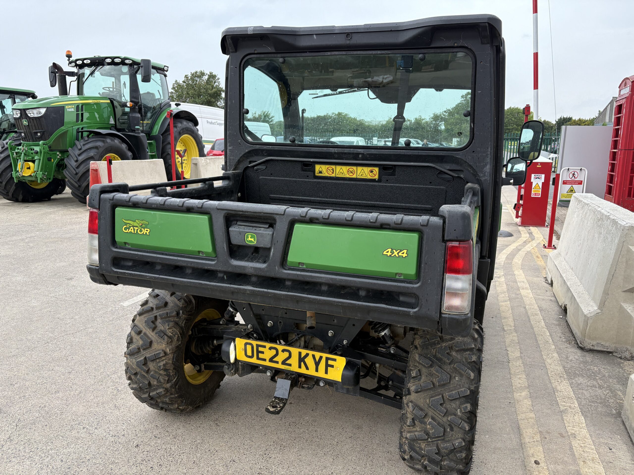 John Deere XUV865M Gator - Quadricycle: photos 4 John Deere XUV865M Gator - Quadricycle: photos 4