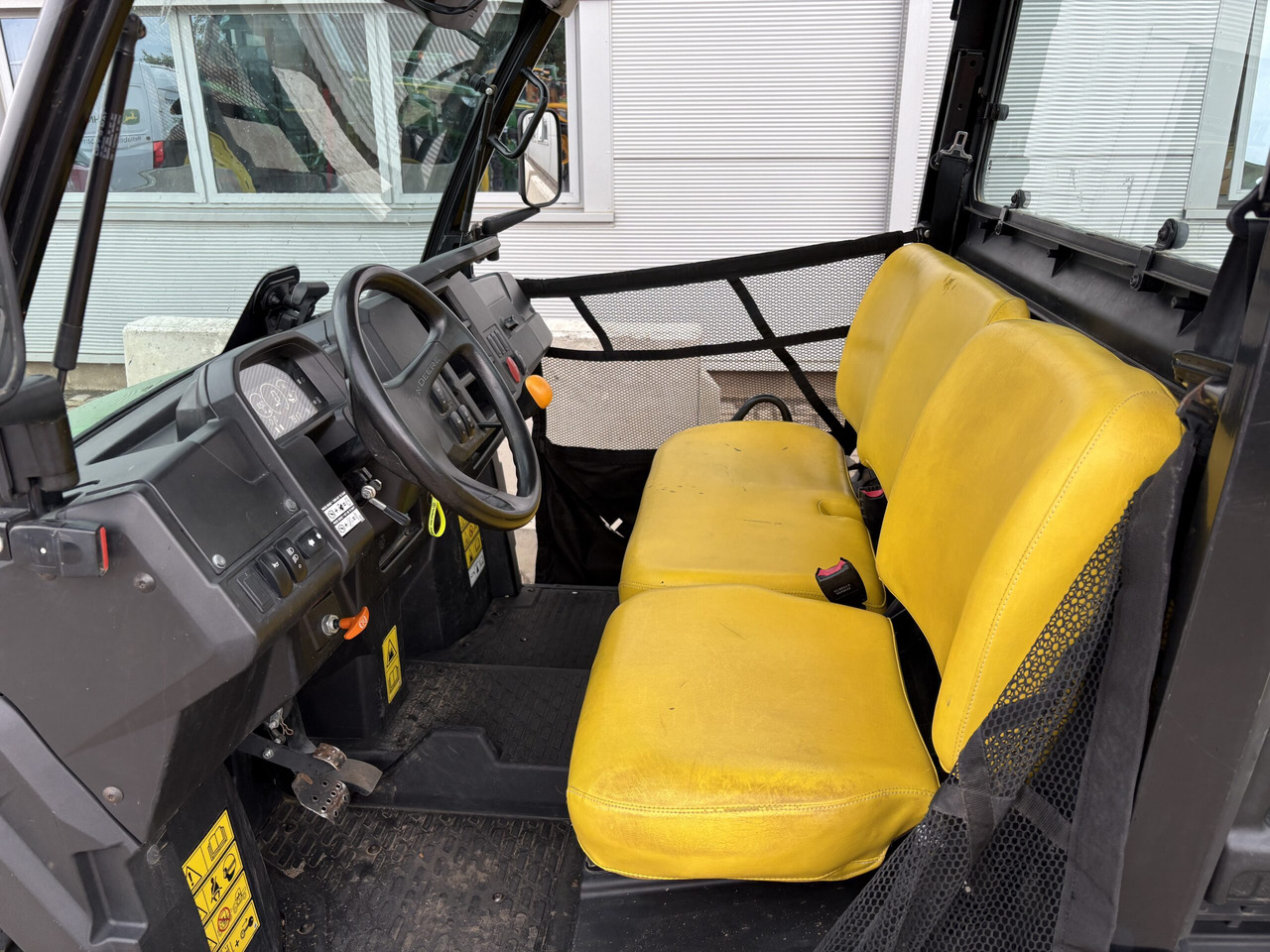 John Deere XUV865M Gator - Quadricycle: photos 5 John Deere XUV865M Gator - Quadricycle: photos 5