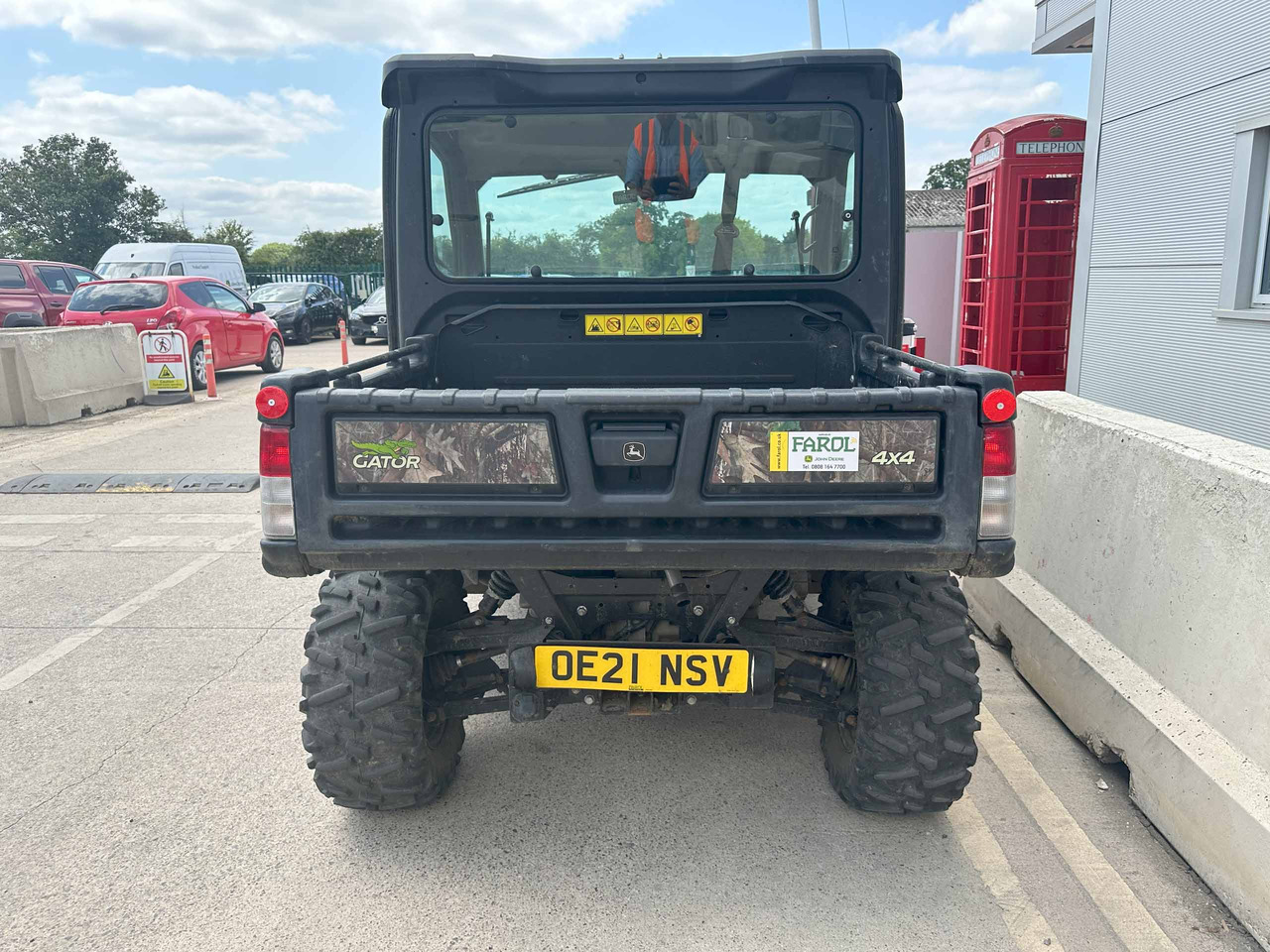 John Deere XUV865M - Quadricycle: photos 3 John Deere XUV865M - Quadricycle: photos 3