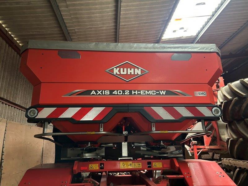 Kuhn Axis 40.2 H-EMC-W - Distributeur d'engrais: photos 1 Kuhn Axis 40.2 H-EMC-W - Distributeur d'engrais: photos 1