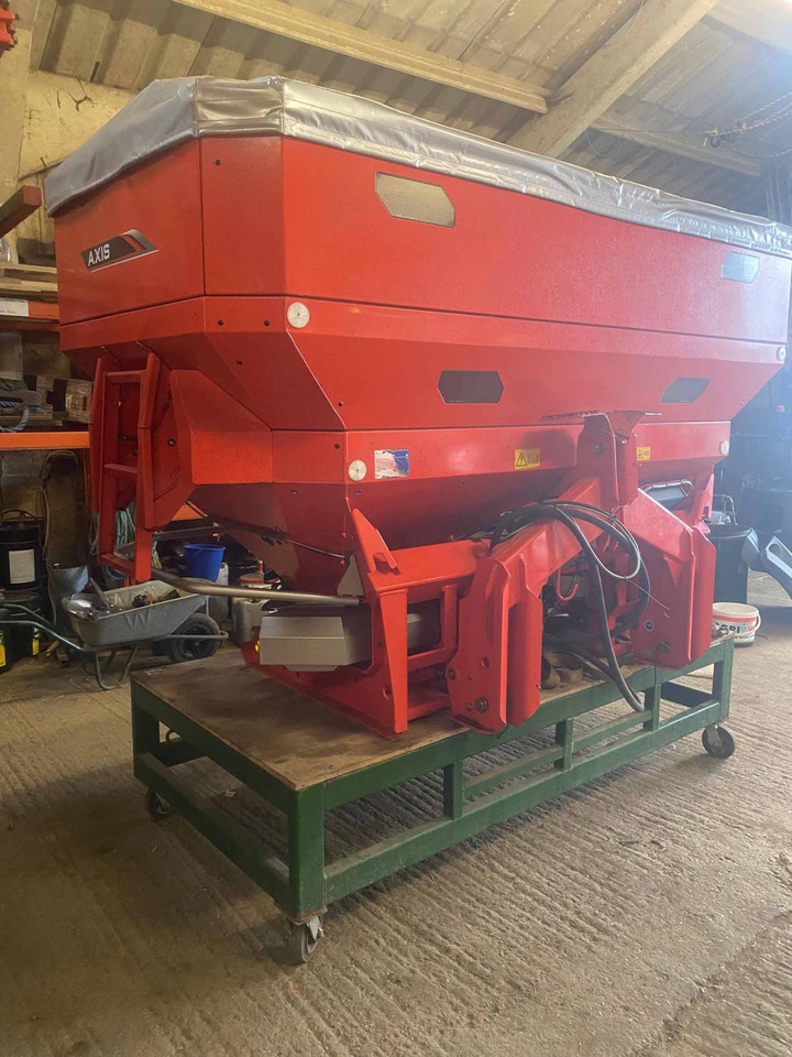 Kuhn Axis 50.2 H-EMC-W - Distributeur d'engrais: photos 3 Kuhn Axis 50.2 H-EMC-W - Distributeur d'engrais: photos 3