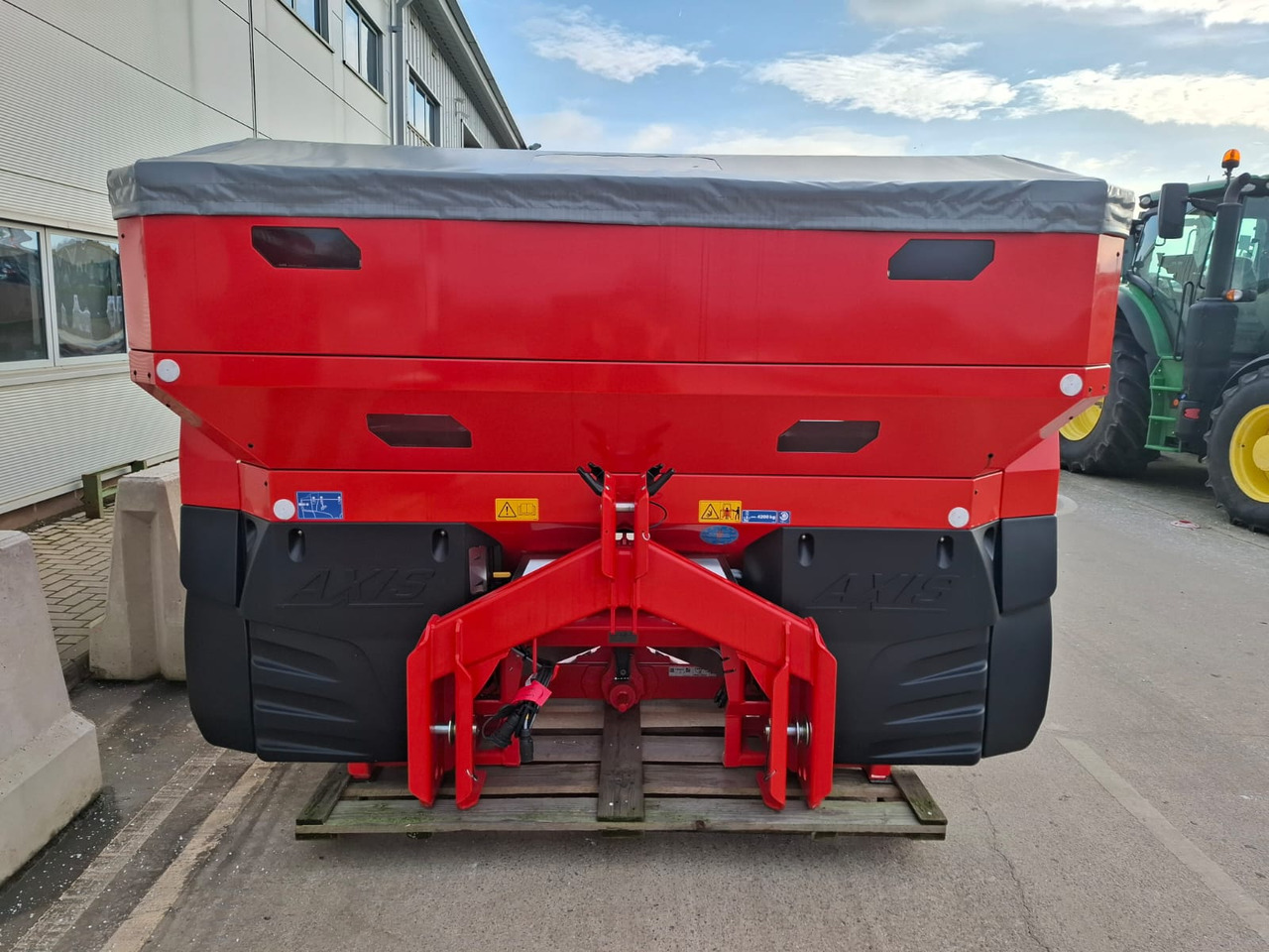 Kuhn Axis 50.2 M EMC W - Distributeur d'engrais: photos 3 Kuhn Axis 50.2 M EMC W - Distributeur d'engrais: photos 3