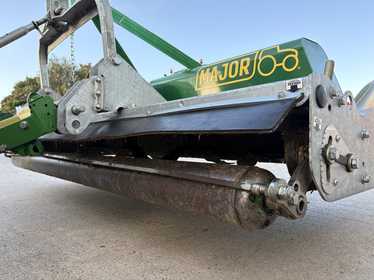 Major front Mounted Roller Mower MJ71-240F - Motofaucheuse: photos 3 Major front Mounted Roller Mower MJ71-240F - Motofaucheuse: photos 3