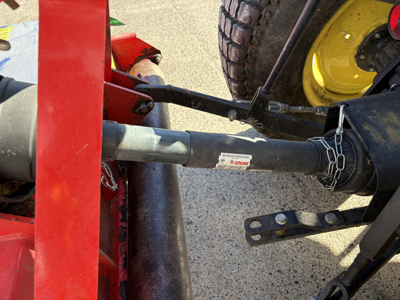 Trimax Striker 150 roller mower - Motofaucheuse: photos 3 Trimax Striker 150 roller mower - Motofaucheuse: photos 3
