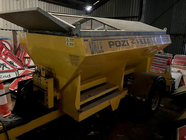 Vale TS3000 Trailed Salt Spreader - Distributeur d'engrais: photos 1 Vale TS3000 Trailed Salt Spreader - Distributeur d'engrais: photos 1