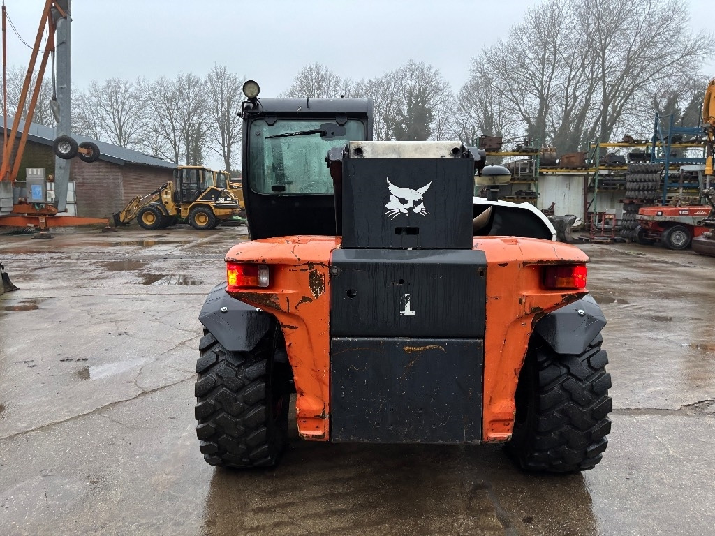 Bobcat T 35.105 L - Chariot télescopique: photos 2 Bobcat T 35.105 L - Chariot télescopique: photos 2