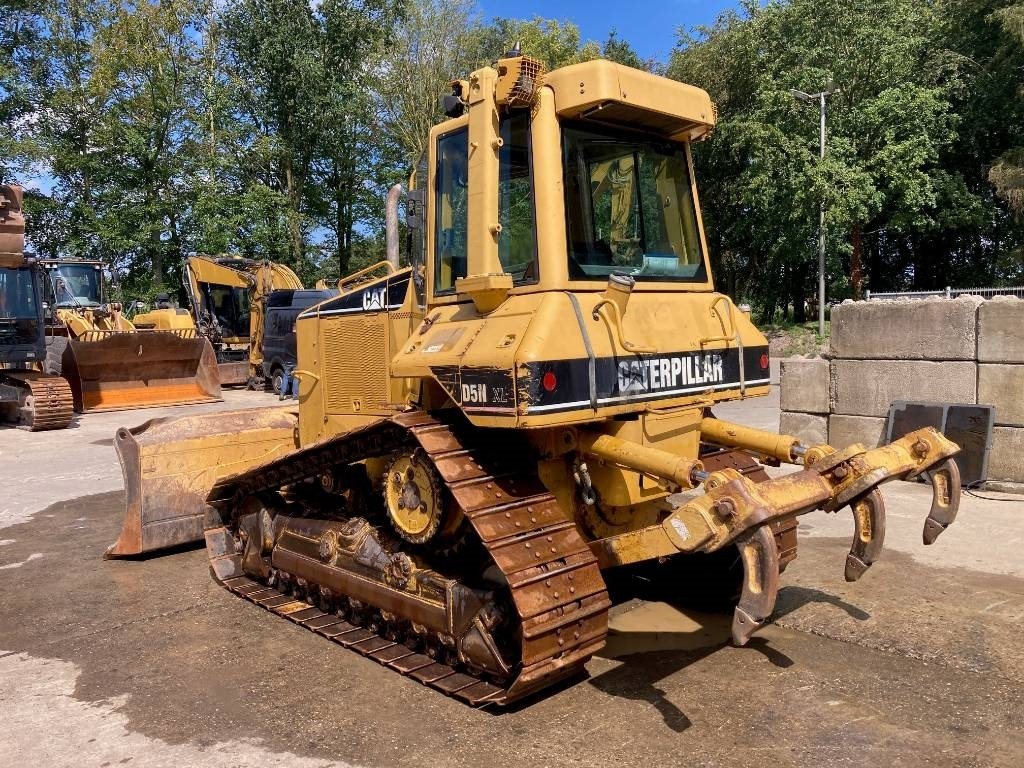 CAT D 5 N XL - Bulldozer: photos 3 CAT D 5 N XL - Bulldozer: photos 3