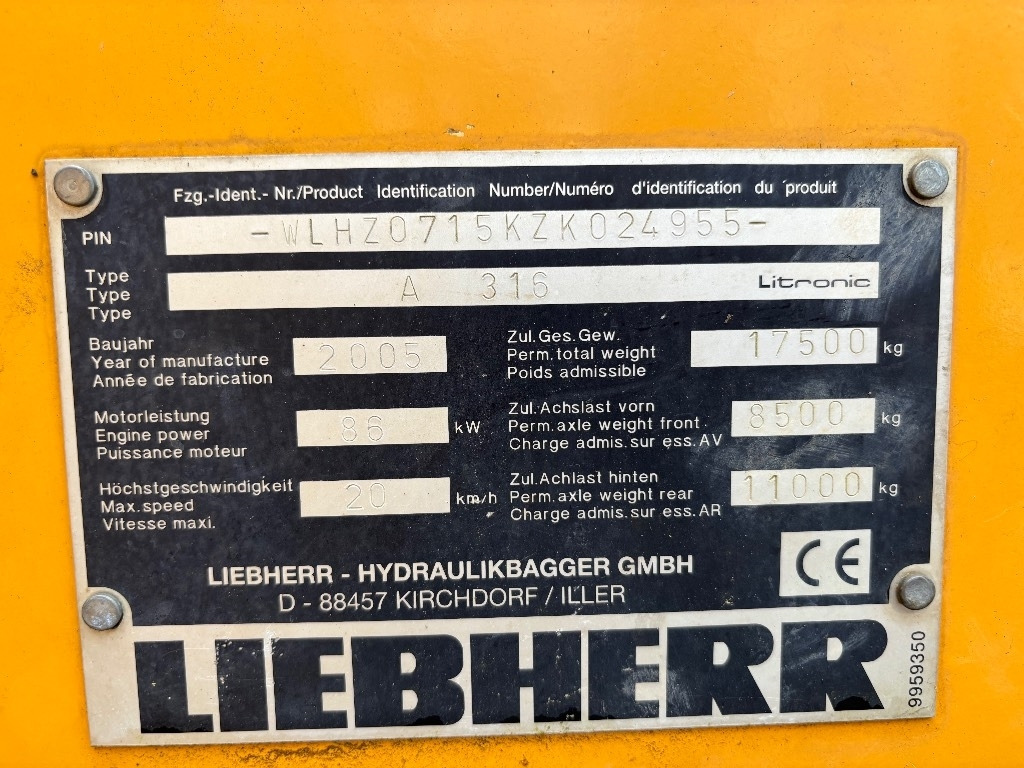 Liebherr A316 - Pelle sur pneus: photos 1 Liebherr A316 - Pelle sur pneus: photos 1