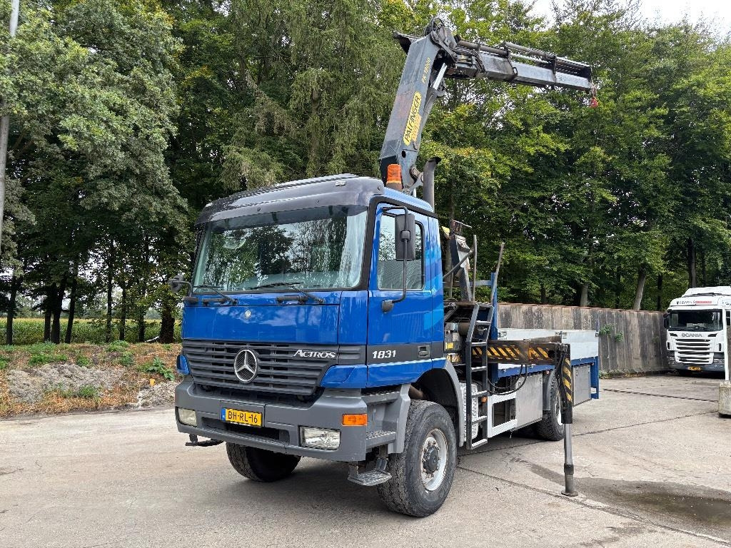 Mercedes-Benz Actros 1831/ 4x4 / Palfinger PK19000 Crane - Camion grue: photos 5 Mercedes-Benz Actros 1831/ 4x4 / Palfinger PK19000 Crane - Camion grue: photos 5